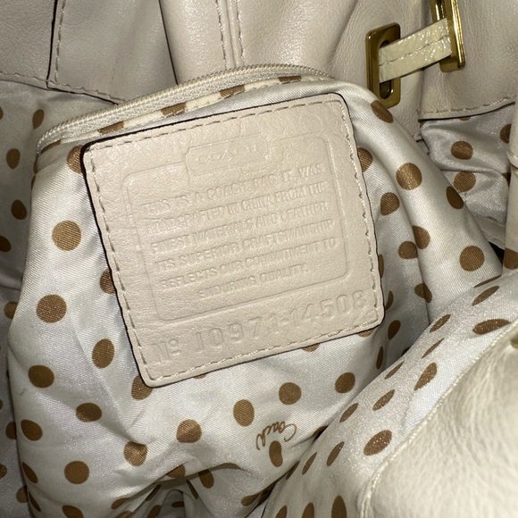 LS- Coach Peyton Drawstring Shoulder Tote Bone 14508 - Picture 3 of 6